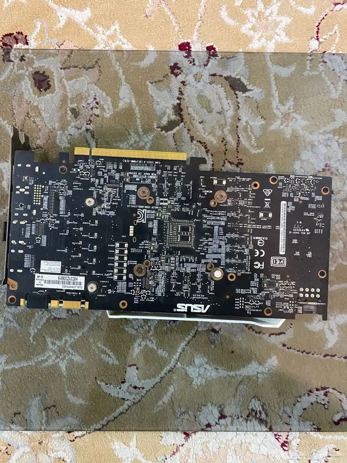 كرت gtx 1070 asus ابيض 1