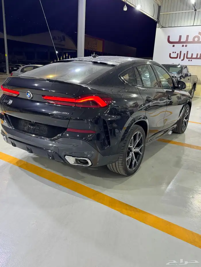 بي ام دبليو X6 2025 BMW اللون أسود اصفار جديد 2