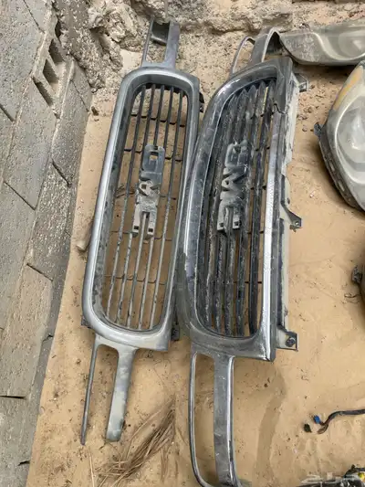 قطع للبيع 4
