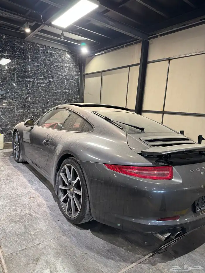 للبيع قطع بدي بورش كريرا 991 1