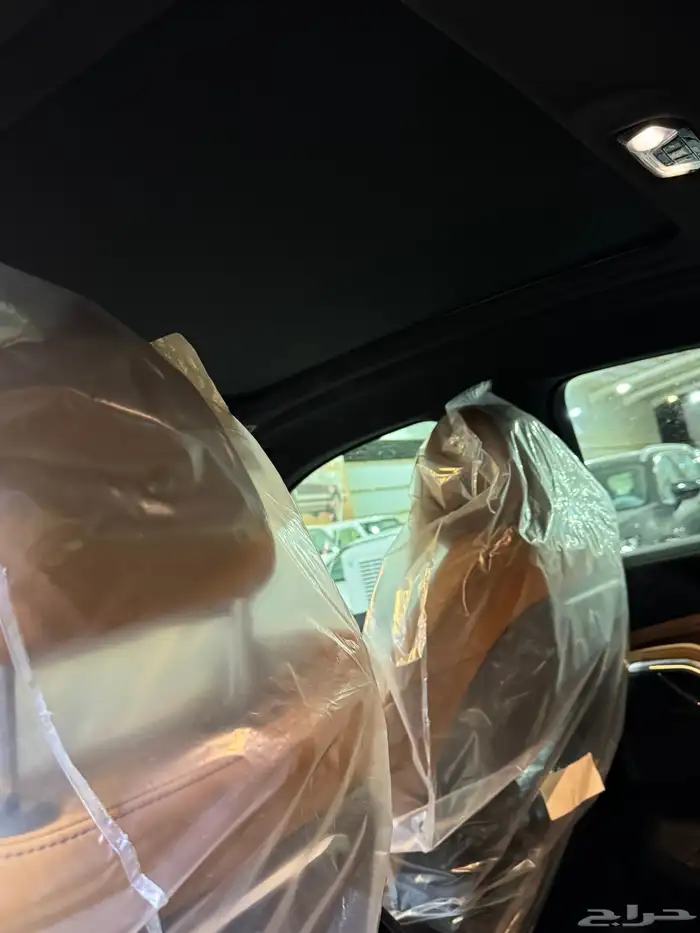 بي ام دبليو X6 2025 BMW اللون أسود اصفار جديد 6