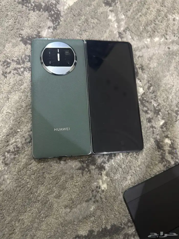 هواوي قابل للطي بدون كرتون. مع شاحن 6