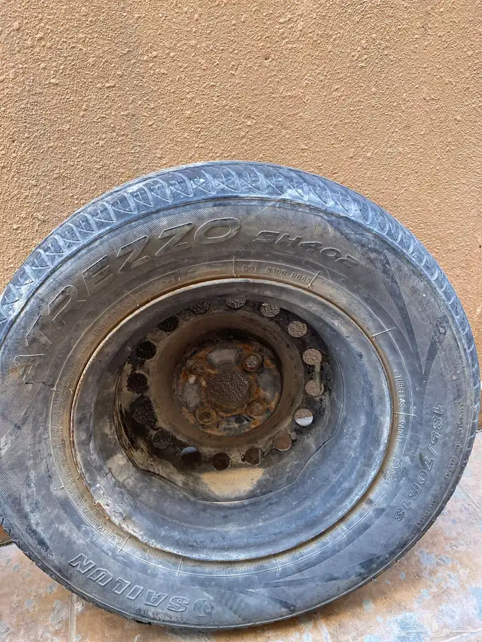 جنط ستنبه خالي من ضربات 0