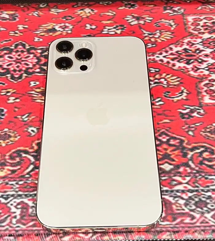 ايفون 12 Pro max 128GB شبه جديد 0