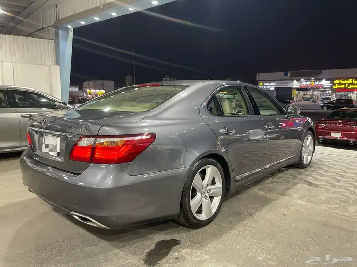 لكزس شورت فل كامل LS 460 2012 5
