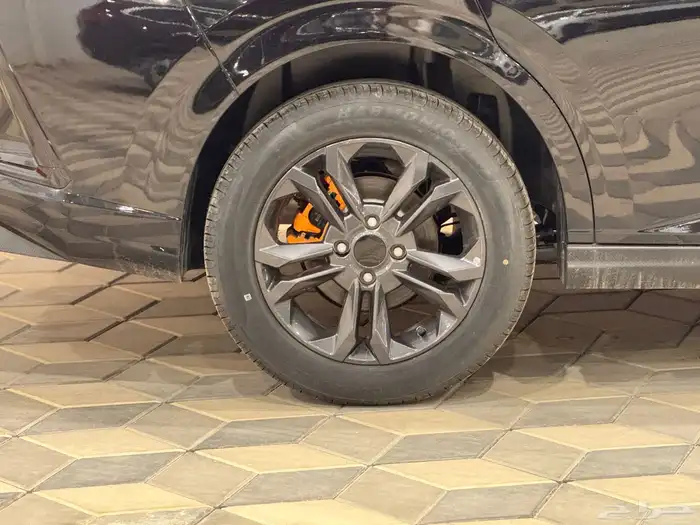 دونج فينج 4