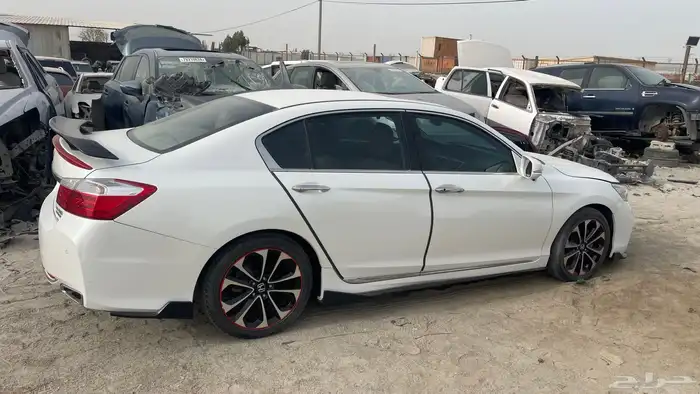 قطع غيار أكورد 2015 6 سلندر السياره في البحرين 3