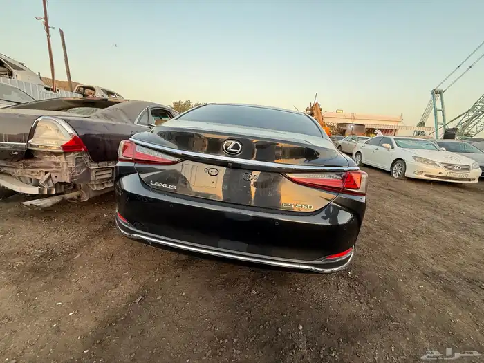 لكزس ES250 تشليح قطع غيار 3