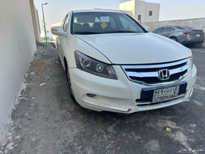 شمعات هوندا اكورد 2012 5