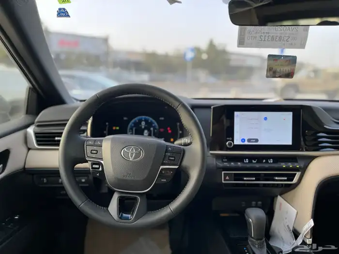 تويوتا كامري LE نص فل بنزين 2025 سعودي 10