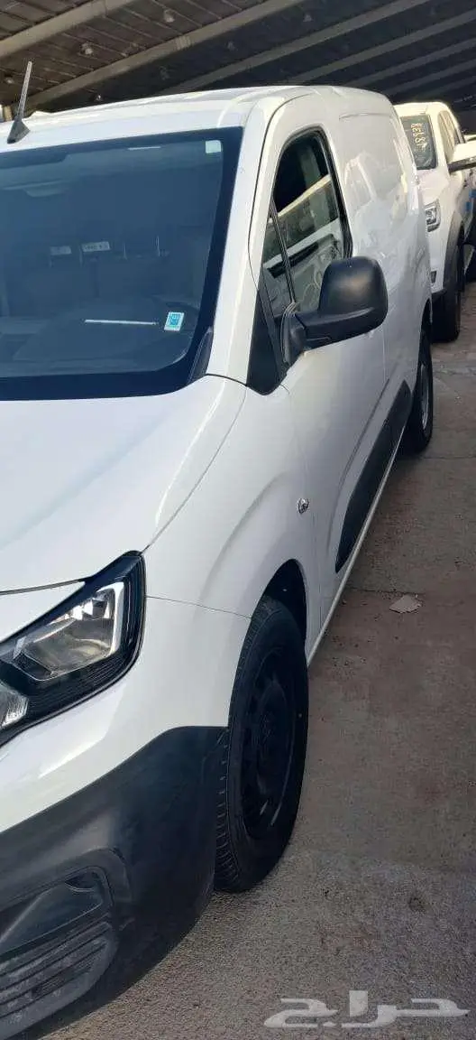 بيجو فان بضاعة-ديزل 2