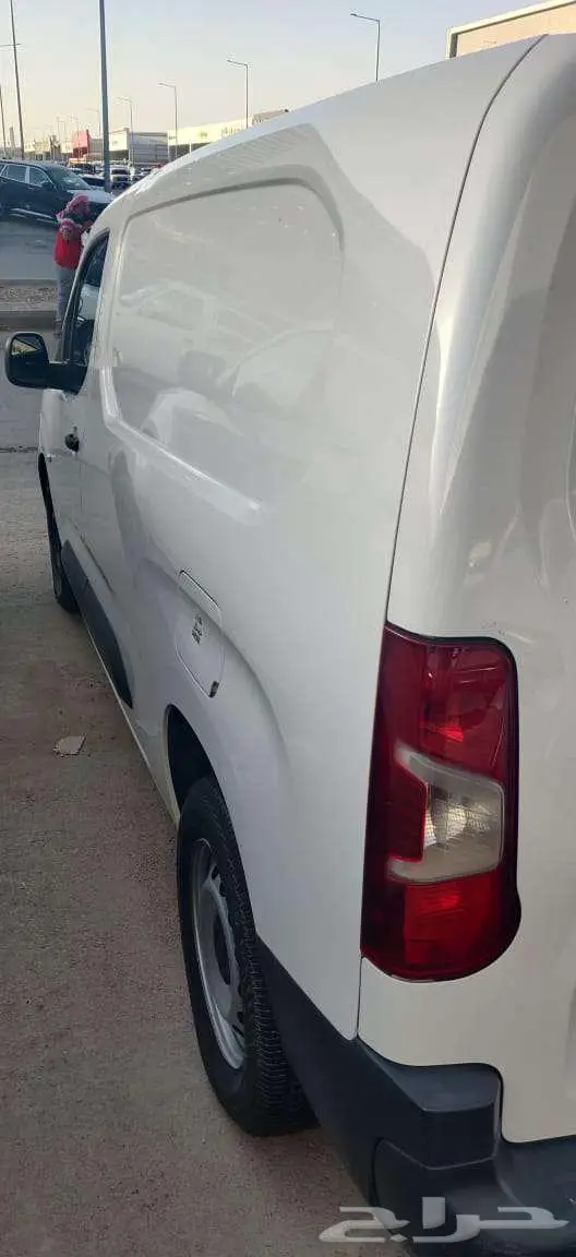 بيجو فان بضاعة-ديزل 9