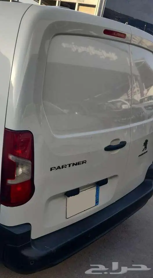 بيجو فان بضاعة-ديزل 12