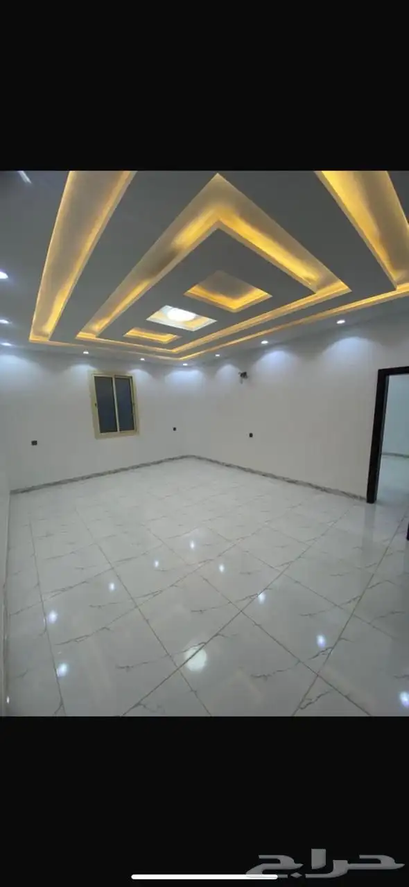شقه 5 غرف جديده للإيجار 0