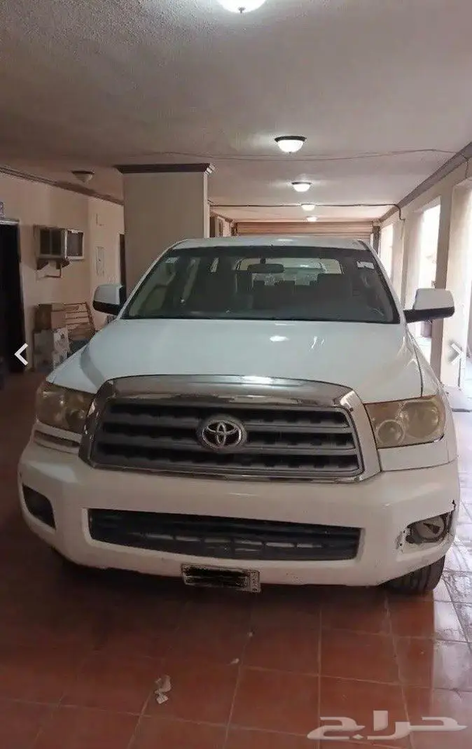 للبيع جيب سكويا 2010 3