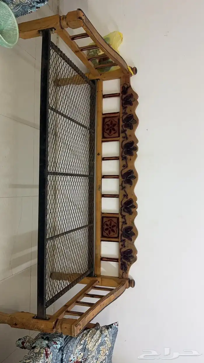 4 كراسي للبيع 0