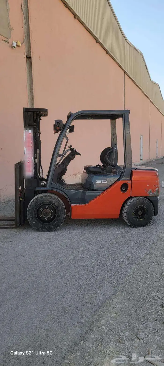 رافعة شوكيه للايجار الشهري والمشاوير forklift 1