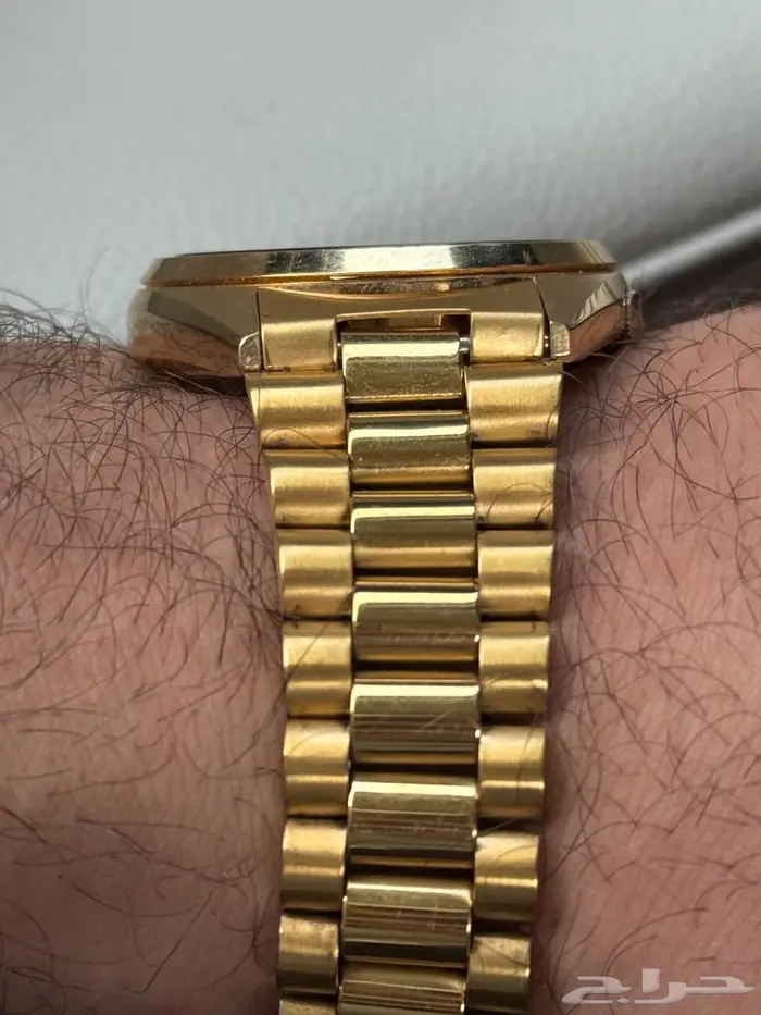 للبيع ساعة SEIKO 5 ذهبية أوتوماتيك بحالة ممتازه 4