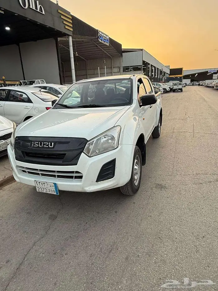 ايسوزو ديماكس غمارتين دبل 2019 0