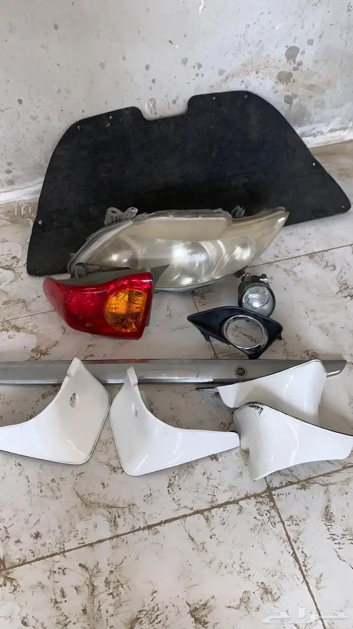 قطع غيار كورولا 2010 فيها الوكاله وفيها التجاري 12