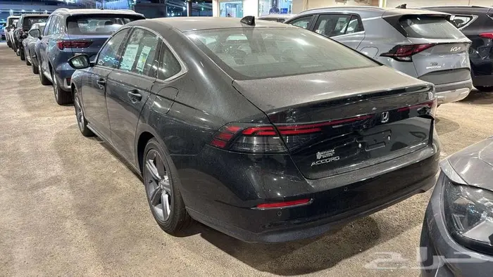 هوندا اكورد نص فل مخمل ماكينه 1500 موديل 2025 3