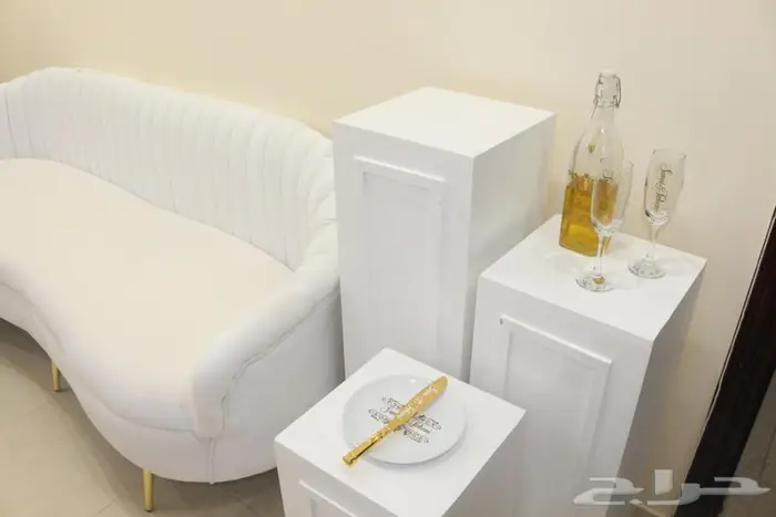 طاولات للايجار 2