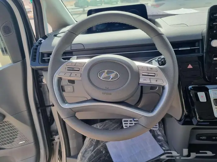 هونداي ستاريا VIP لاكجري 9راكب موديل 2025 5