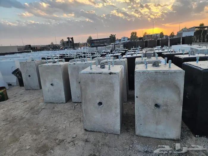 قواعد انارة وداعاية واعلان جميع المقاييس 16