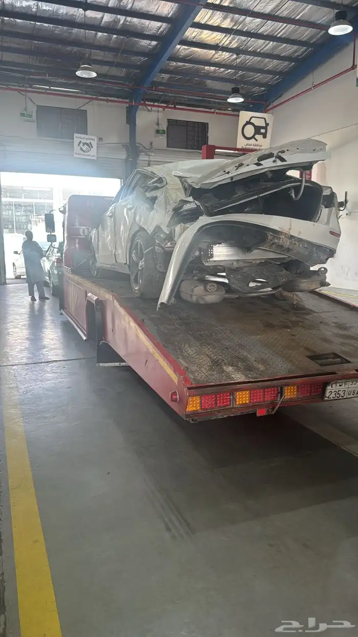 يوجد سطحه هيدروليك و سطحه عاديه داخل تبوك وخارجها 5