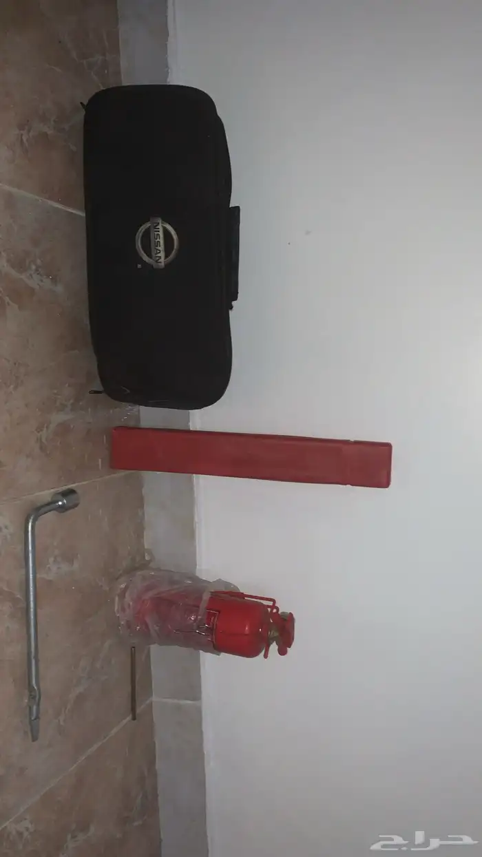 ادوات سلامه للسياره ومسجل ربع 1