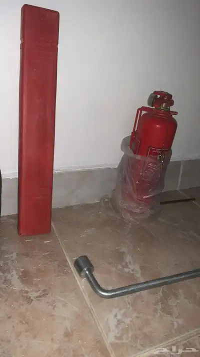 ادوات سلامه للسياره ومسجل ربع 2