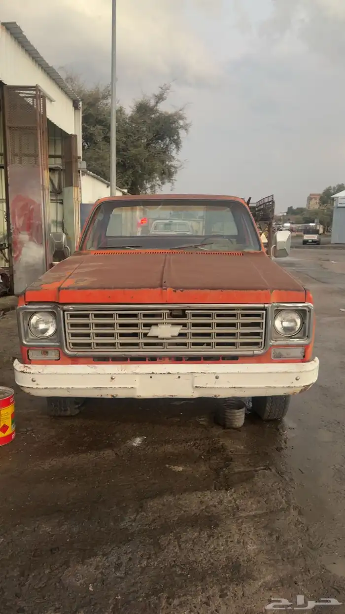 للبيع غمارة جمس مديل 75-76 نظيفة. تم البيع 1