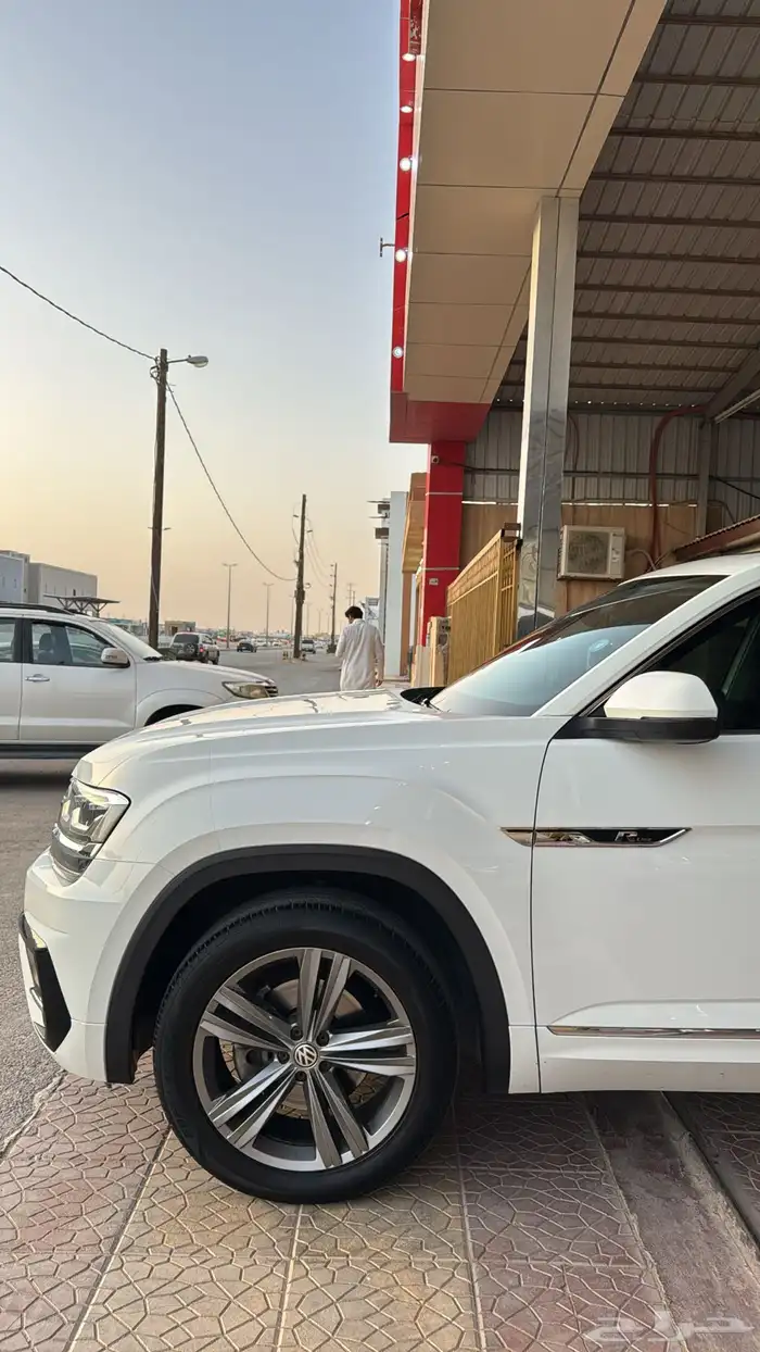 فولكس واجن 2019 تيرامونت (( نظيف جدا )) 4