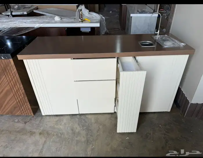 طاولة كورنر كوفي 1