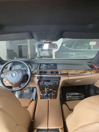 بي إم إي ال 740 4