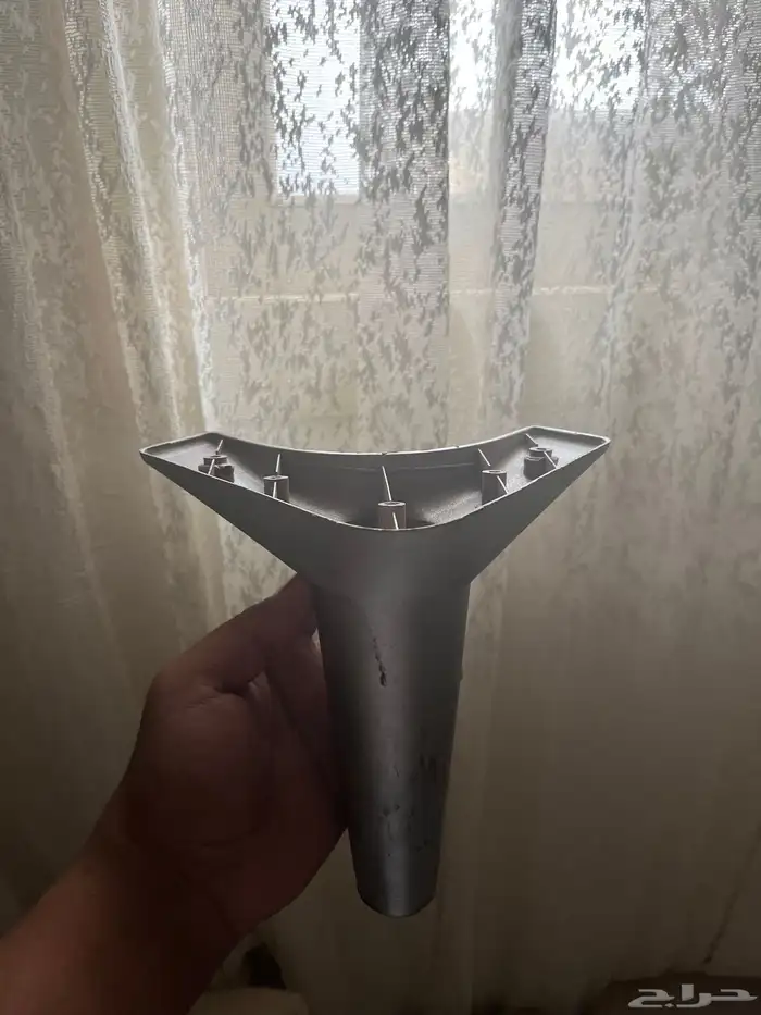 ارجل كنب بلاستيك 0