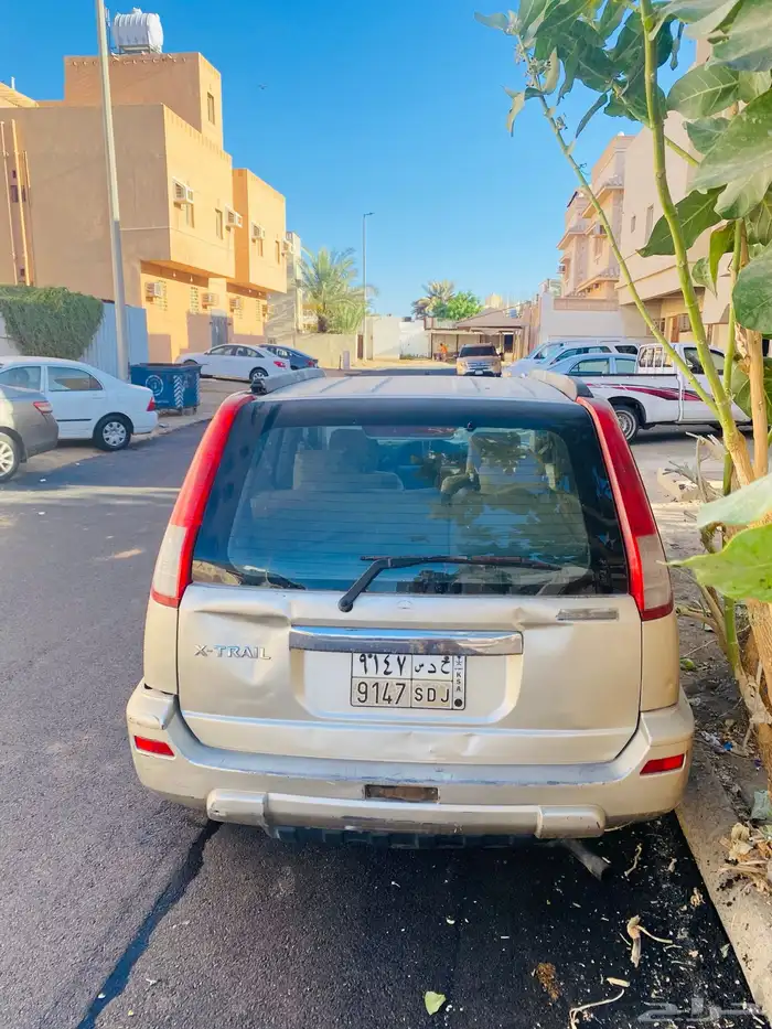 نيسان اكس تريل موديل 2002 دبل 2