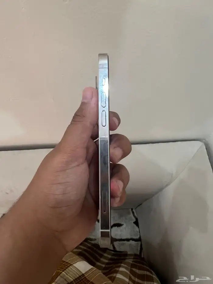 أيفون 12 برو 3