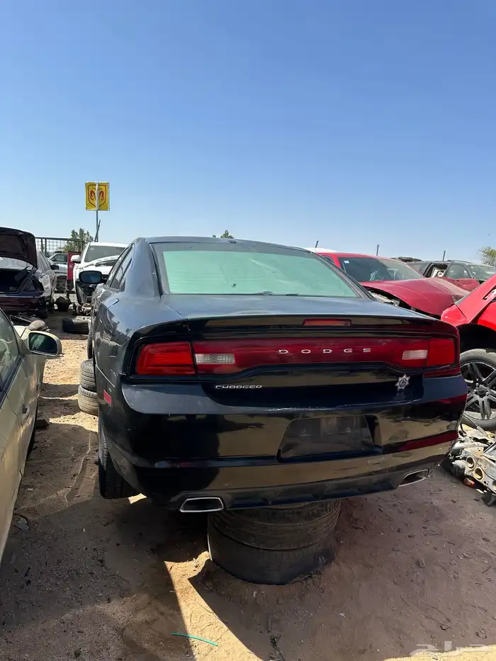 تشارجر 6سلندر 2011 قطع تشليح فقط 0