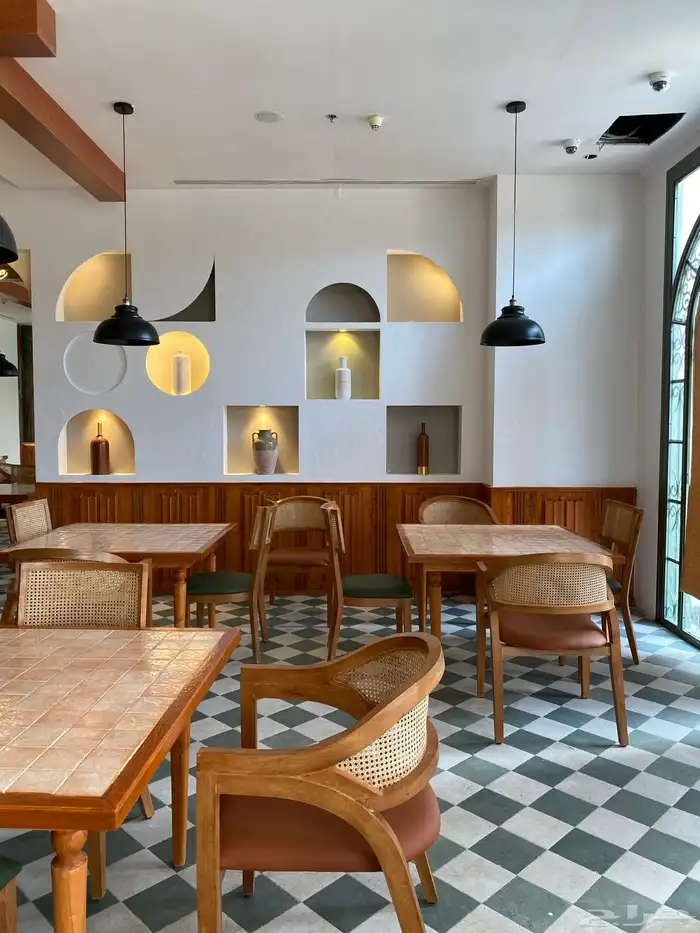 تنفيذ مشاريع تصميم داخلي تجاري - سكني 24