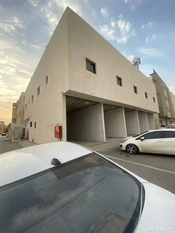 للإيجار عمارة تجارية سكنية حي المونسيه 0