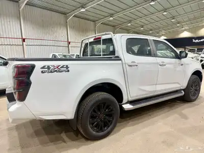 ايسوزو جي تي 2025 كاش وأقساط 5