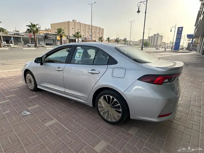 تويوتا كرولا XLI ماكينه 2.0 موديل 2025 12