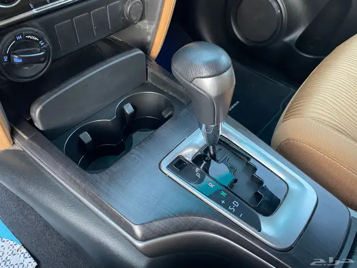 فورتشنر 2023 بحالة الوكالة vx1(تم البيع) 48