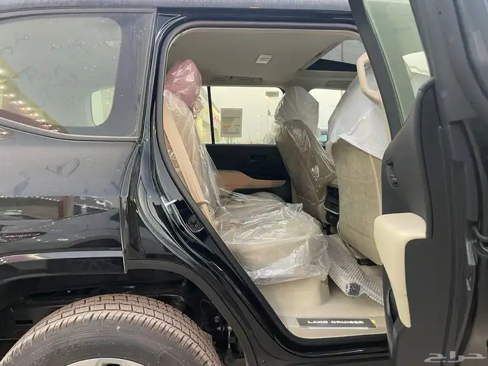 تويوتا لاند كروزر 2025 فئهGXR L3 سعودي(بنزين)3.5L 23