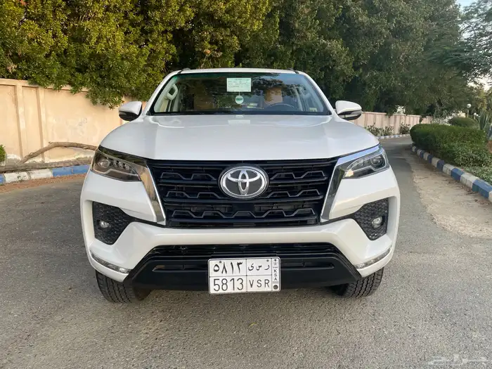 فورتشنر 2023 بحالة الوكالة vx1(تم البيع) 8