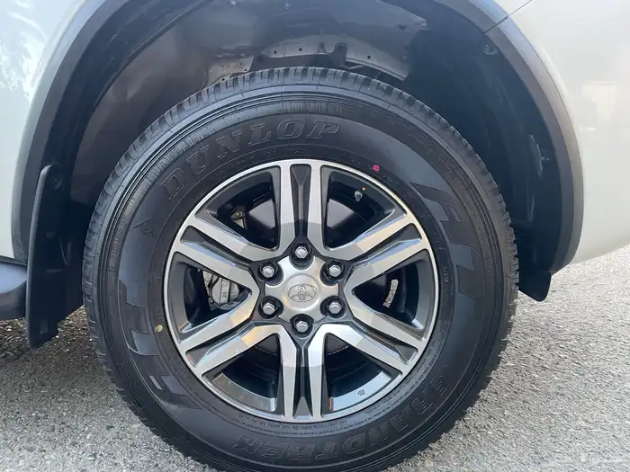 فورتشنر 2023 بحالة الوكالة vx1(تم البيع) 16