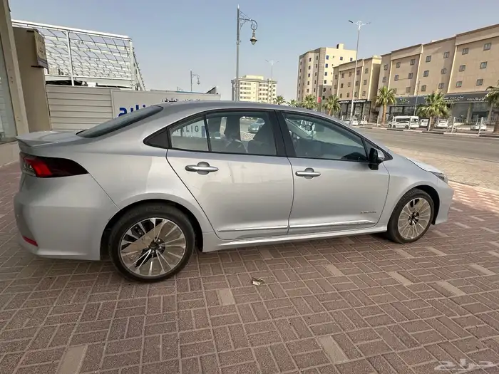 تويوتا كرولا XLI ماكينه 2.0 موديل 2025 11