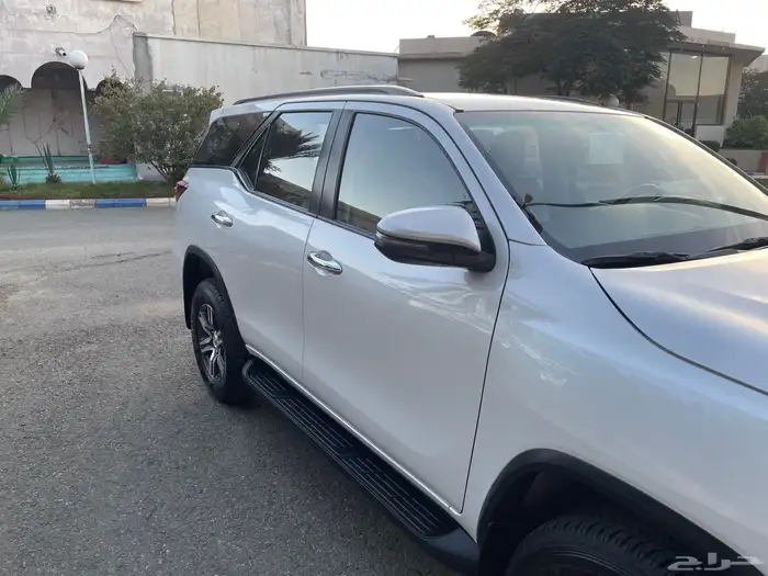 فورتشنر 2023 بحالة الوكالة vx1(تم البيع) 15