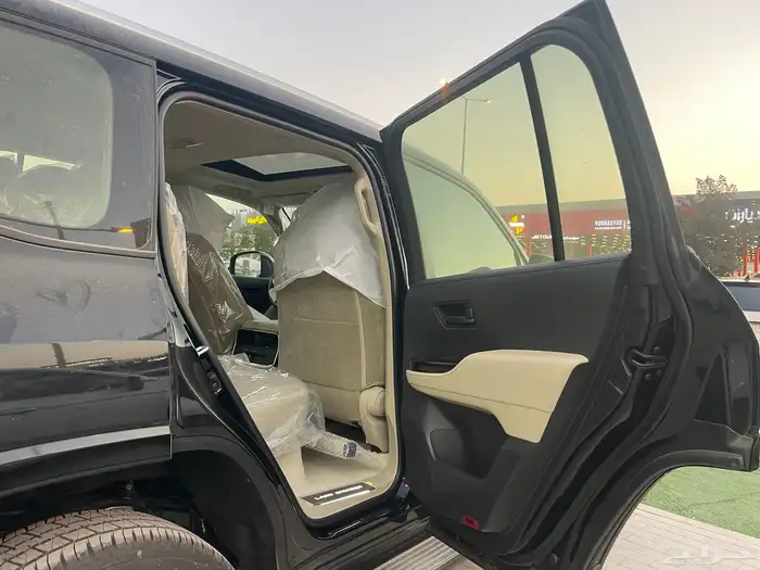 تويوتا لاند كروزر 2025 فئهGXR L3 سعودي(بنزين)3.5L 22
